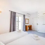 بيت للعطل Nina *