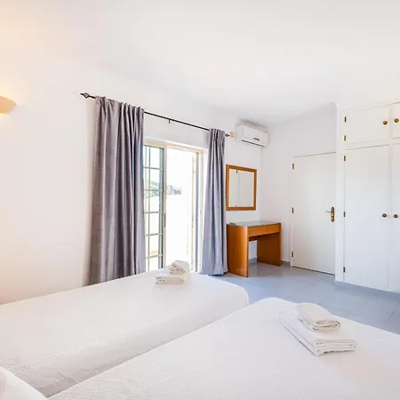 Сasa de vacaciones Nina *